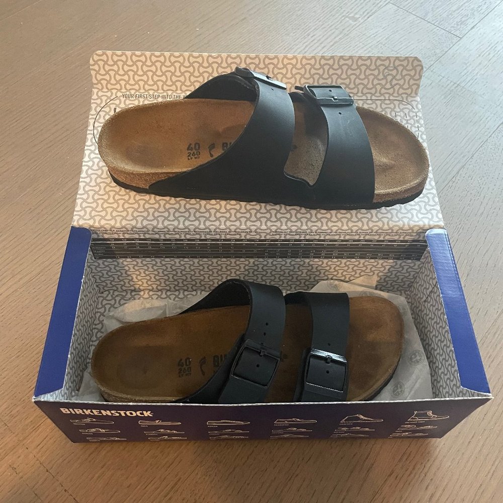 BIRKENSTOCK Arizona Slide Sandal - Women's